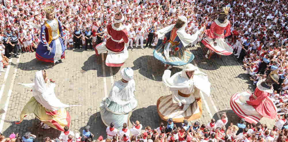 Different cultural dresses from different part of the world 