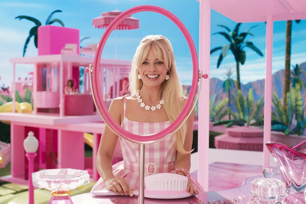 Margot Robbie in a very balanced act in Barbie